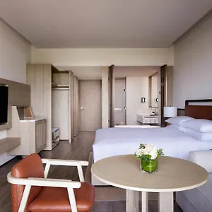 Marriott Yalong Bay & Sanya